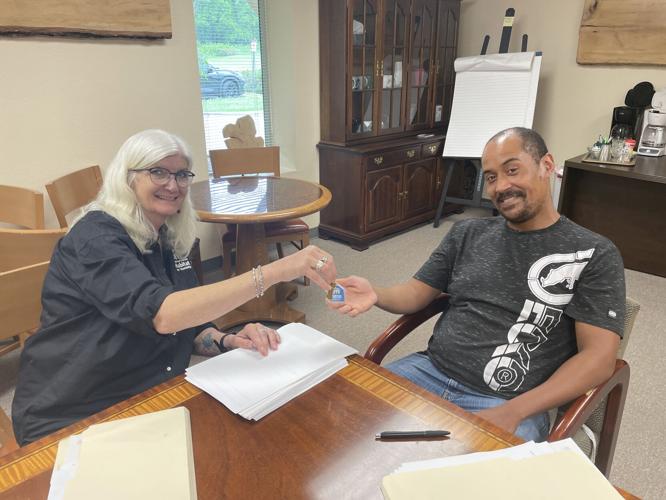 Transylvania Habitat closes on three homes in a week | News 