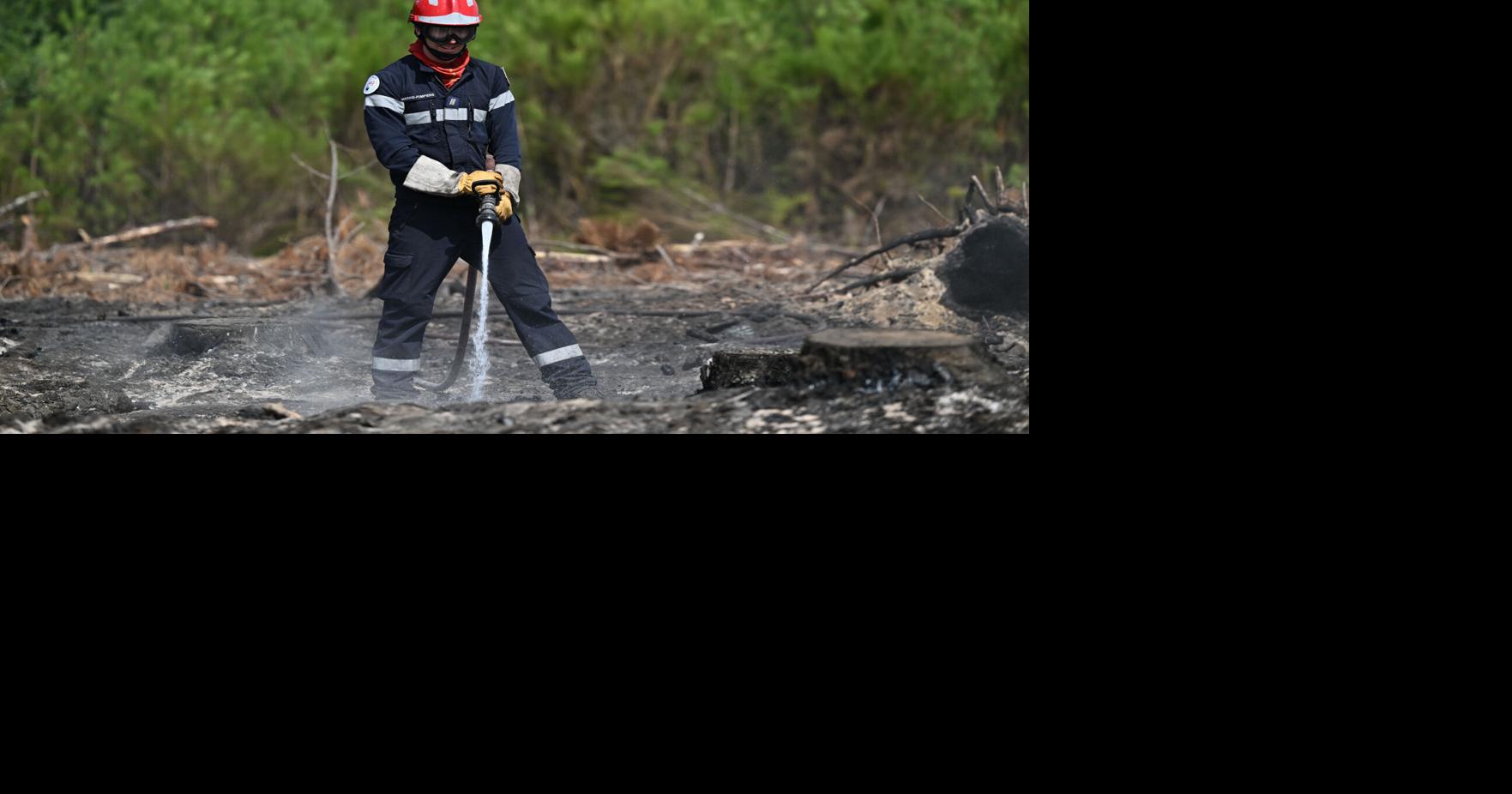 As heat and dry conditions fan wildfires in France, volunteers fan out to help