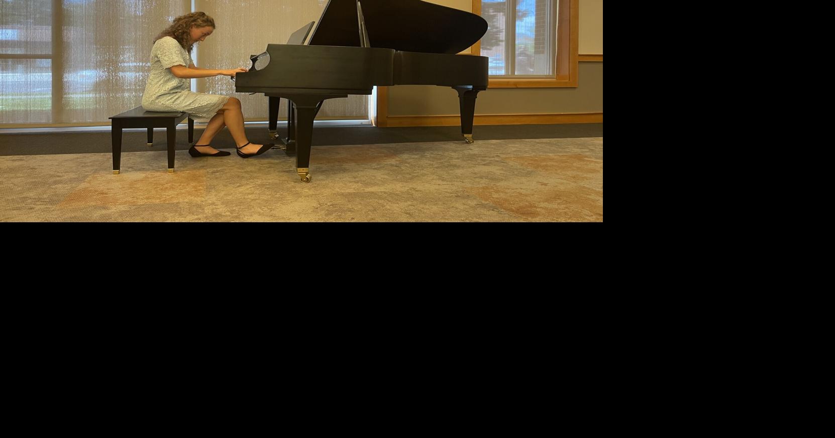BMC students to perform every Monday at library