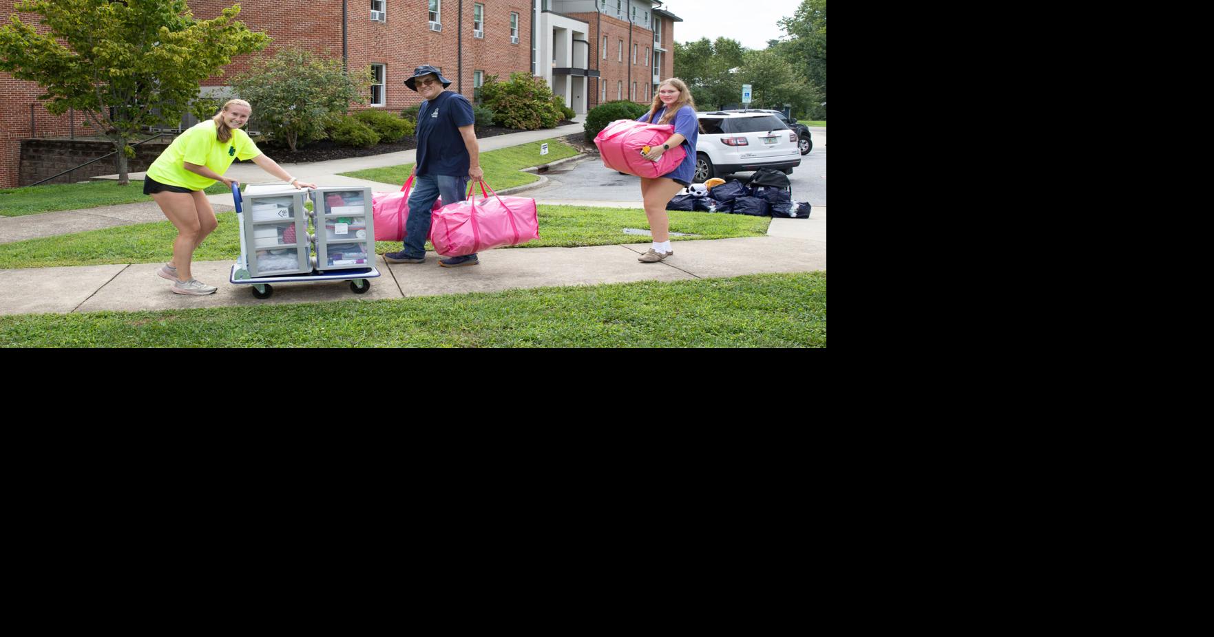 Brevard College students moving back to campus