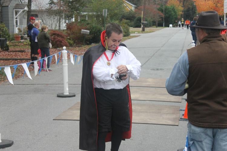 Flight Of The Vampire 5K, 10K Final Results – Brevard NC | Sports |  transylvaniatimes.com