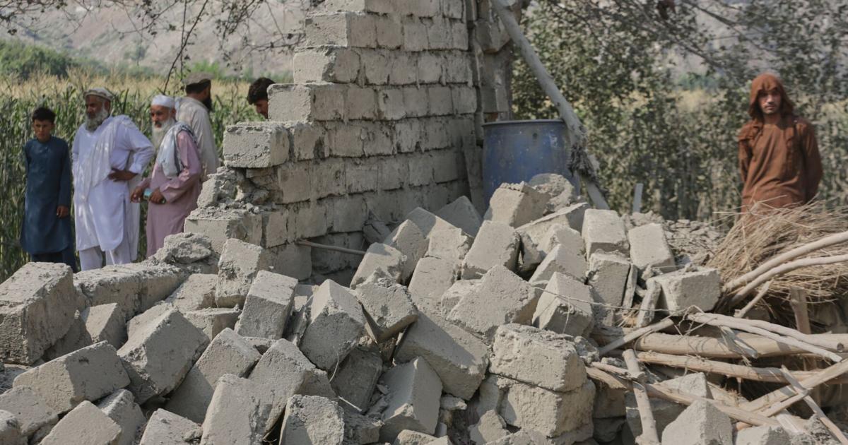 Pakistan strikes 10 sites in Afghanistan after accusing Kabul of drone attacks; Afghan official warns of "appropriate response"