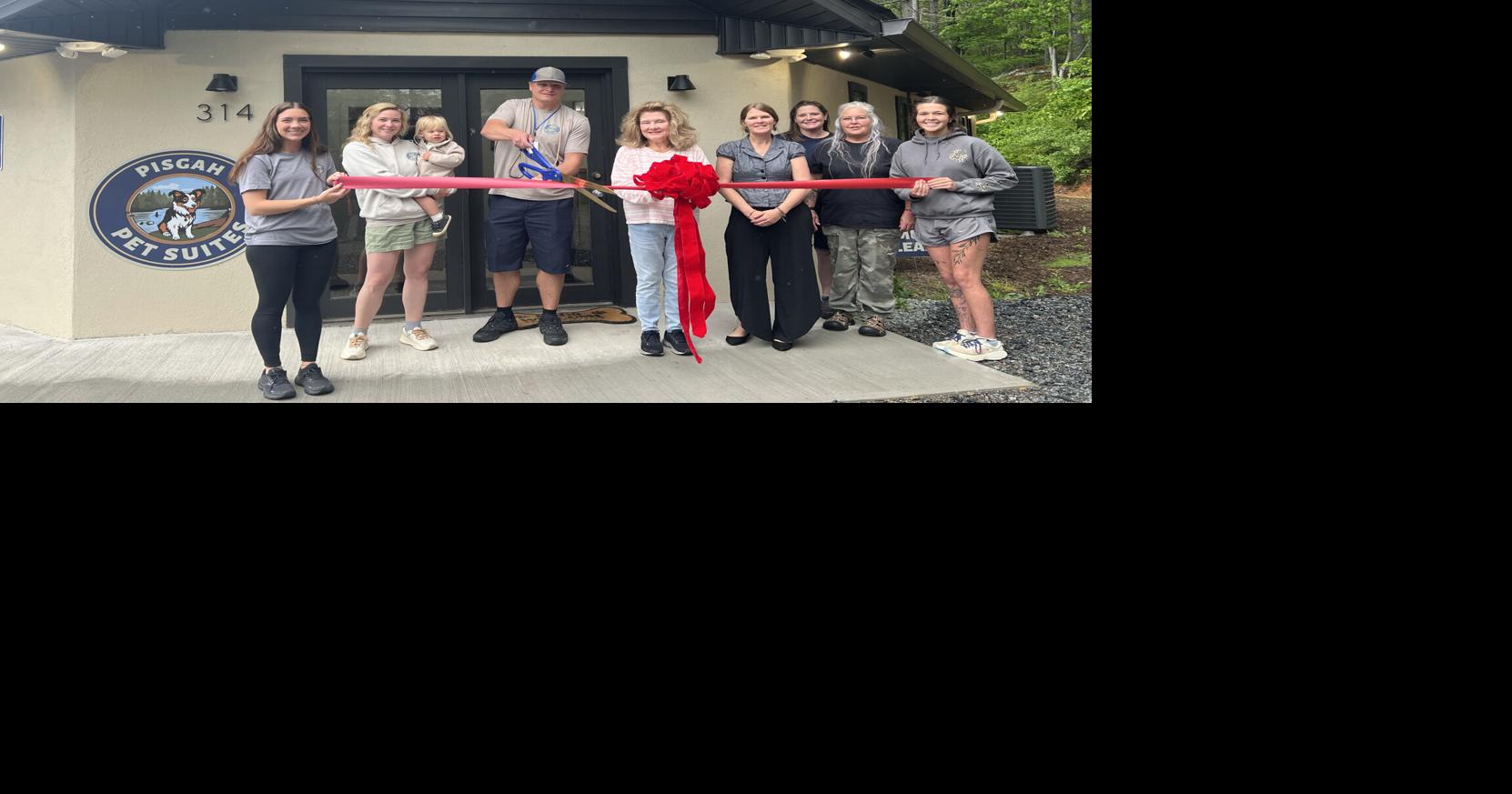Pisgah Pet Suites holds ribbon cutting | Celebrations