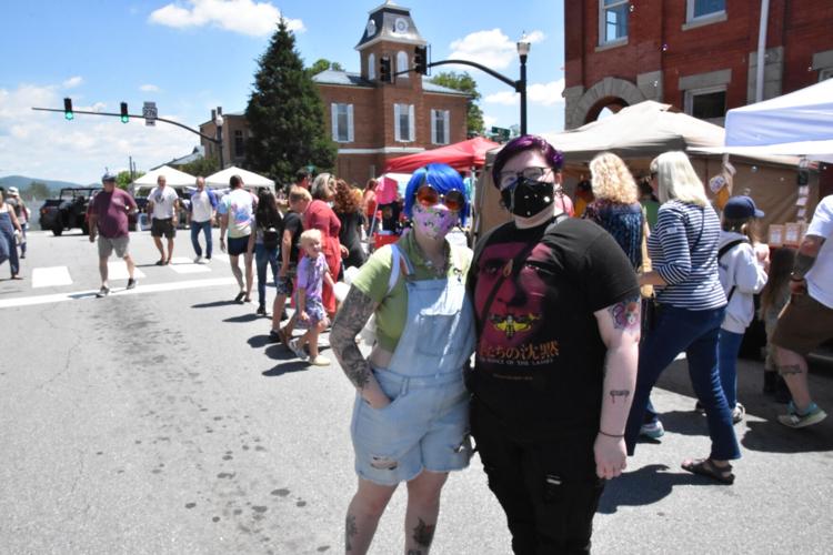 Amber Hagan (left) and Derrik Williams