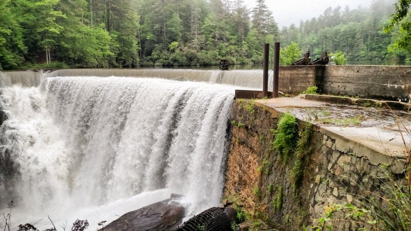 Cascade Lake Dam Needs Inspection - Brevard, NC, News