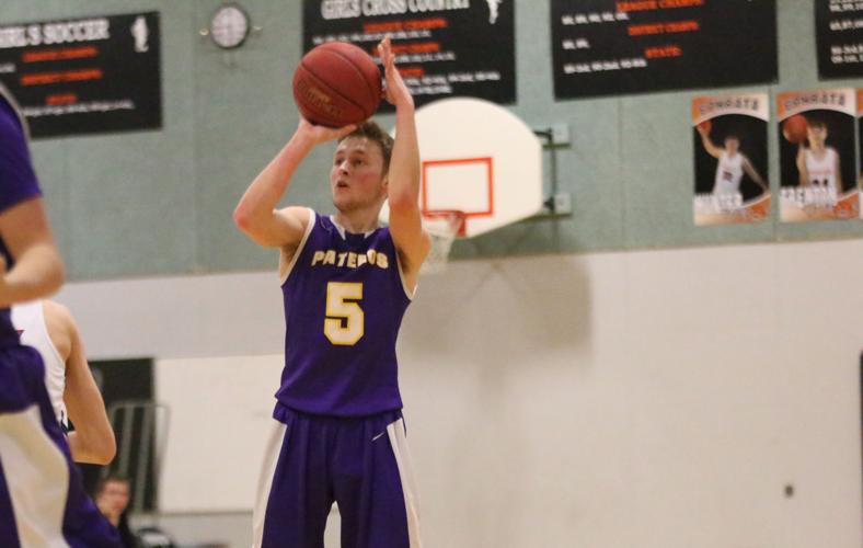 Pateros keeps state hopes alive Sports