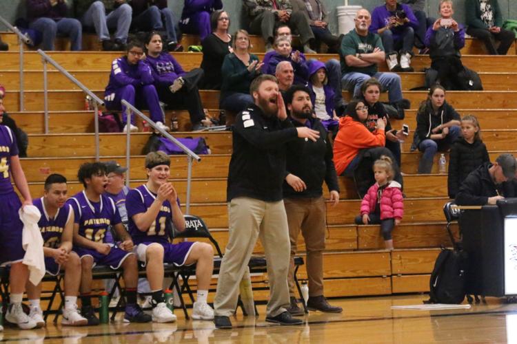 Pateros keeps state hopes alive Sports