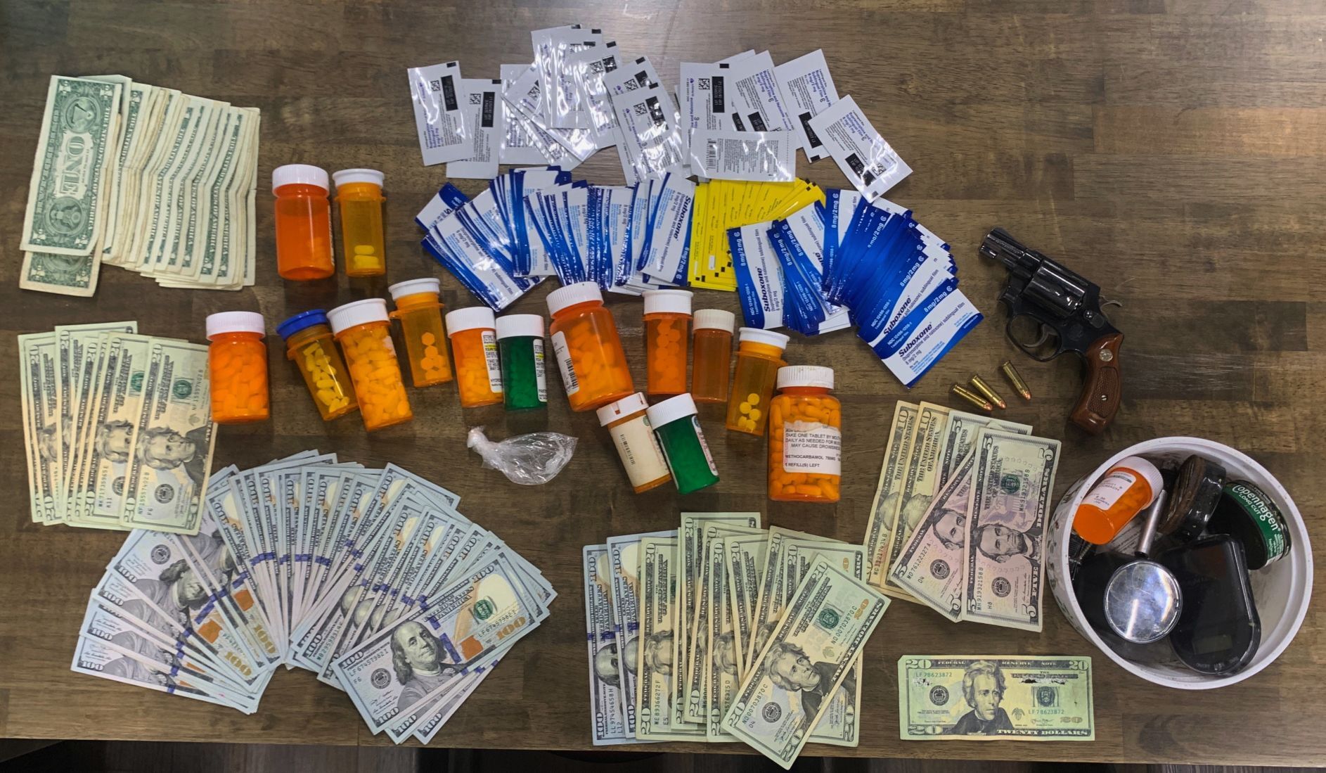 Sheriff s office seizes multiple drugs counterfeit bills