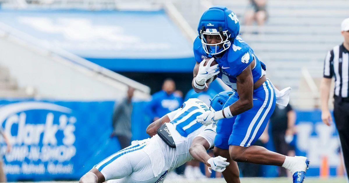 UK confirms Martels Carter Jr. move to running back