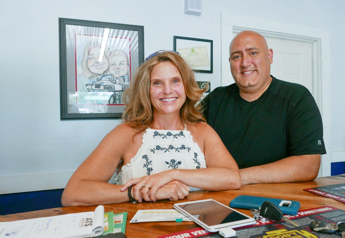 Crazy Nae's Jeep Wave owners.jpg