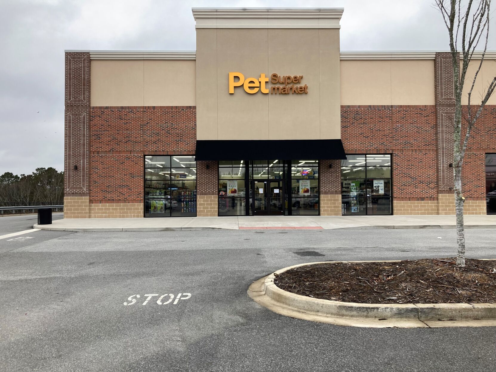 Pet store opening in Canton this weekend with planned holiday