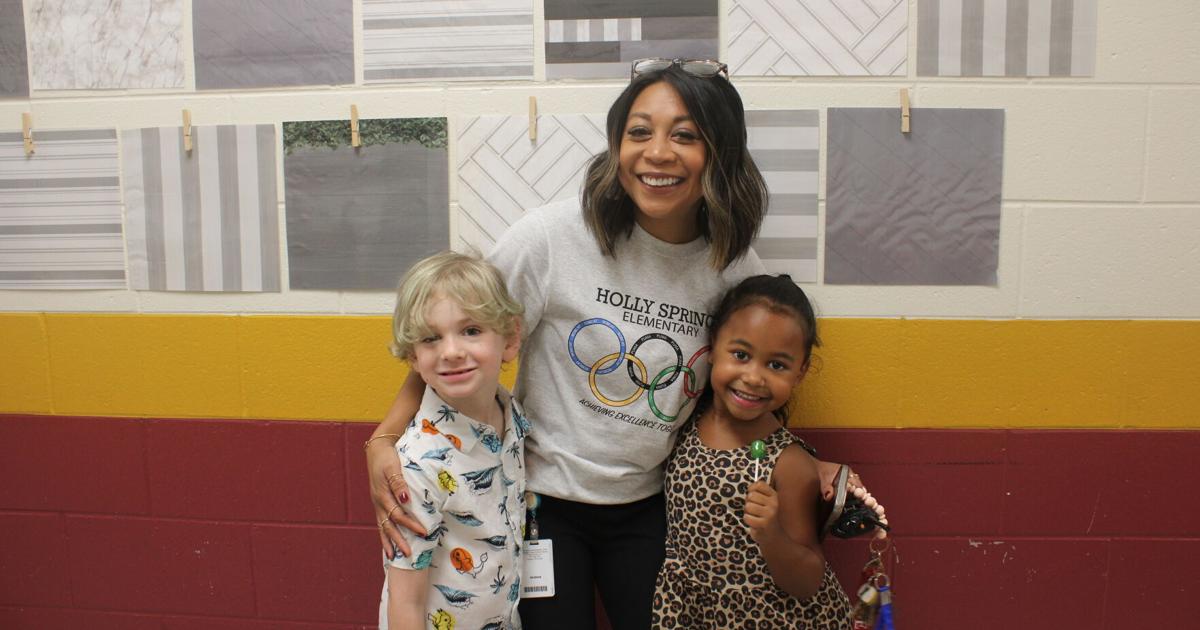 Holly Springs Elementary School STEM Academy Hosts Open house