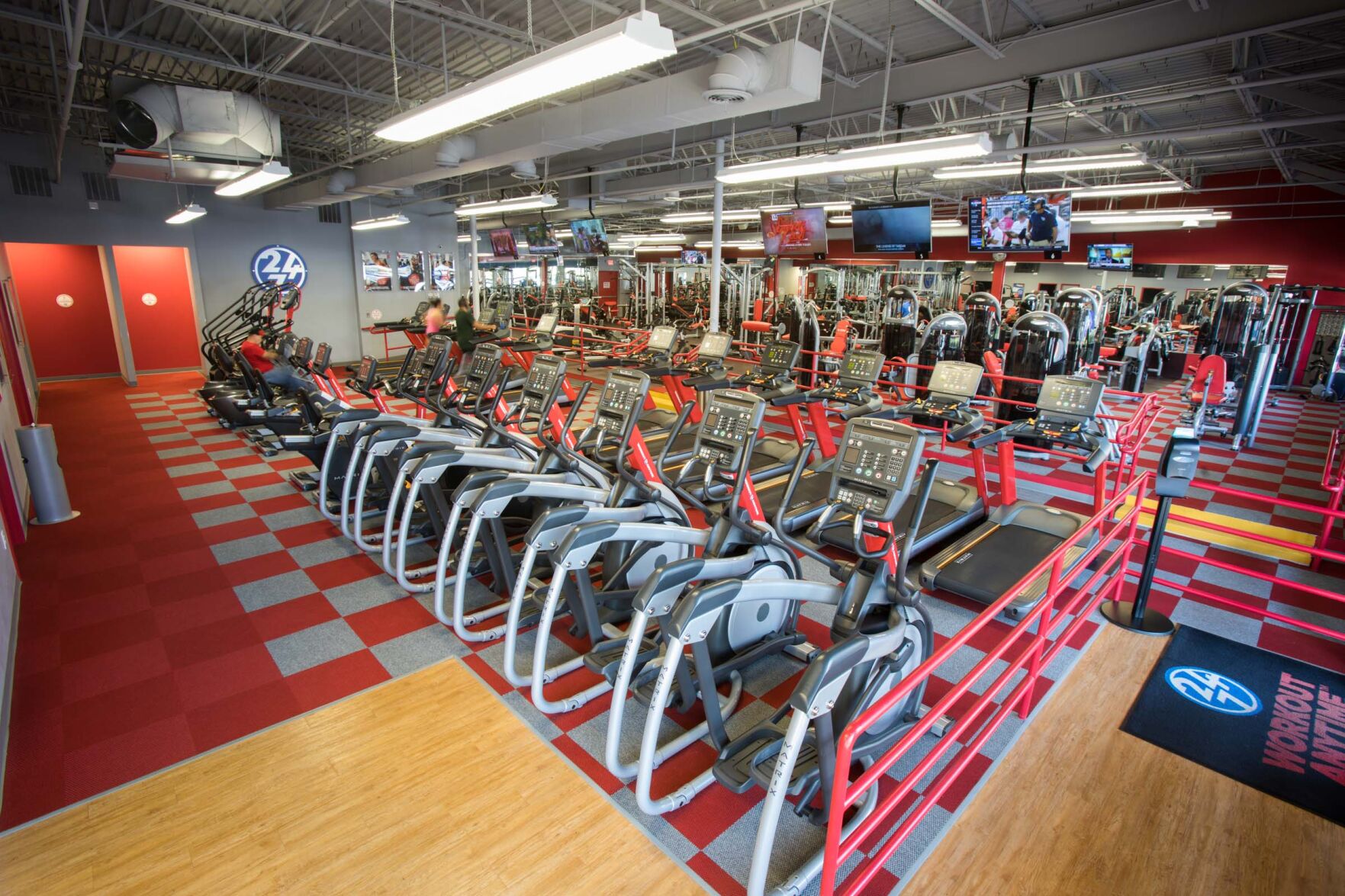 24 hour fitness discount elliptical machines brand