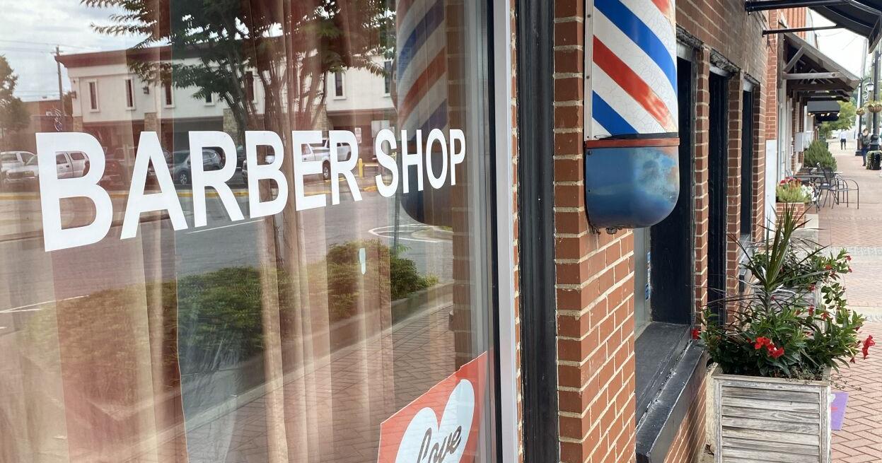 Canton's Bus Stop Barber Shop Owner Retires After Over 50-Year Career - Vimarsana News