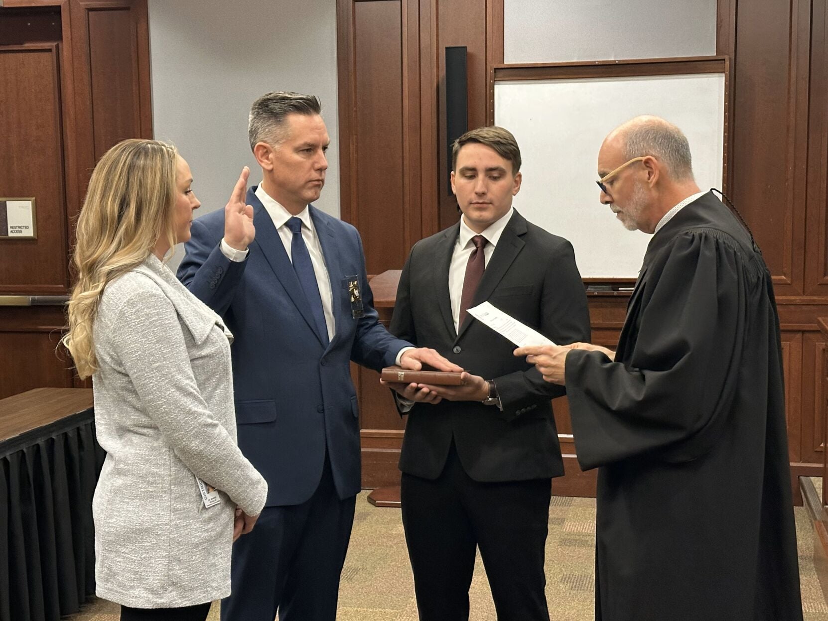 Cherokee County Sheriff Frank Reynolds Sworn In to New Term | Local ...