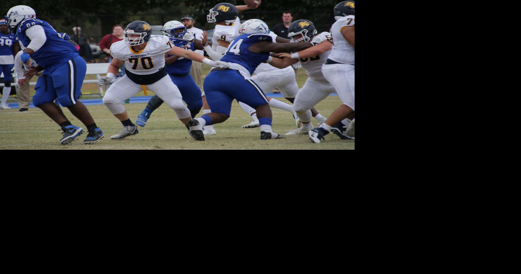 Reinhardt takes division lead with fourth victory in a row Sports