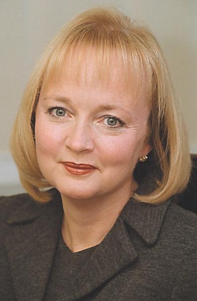 REBECCA JOHNSTON: Cruising the Chief | Opinion ...