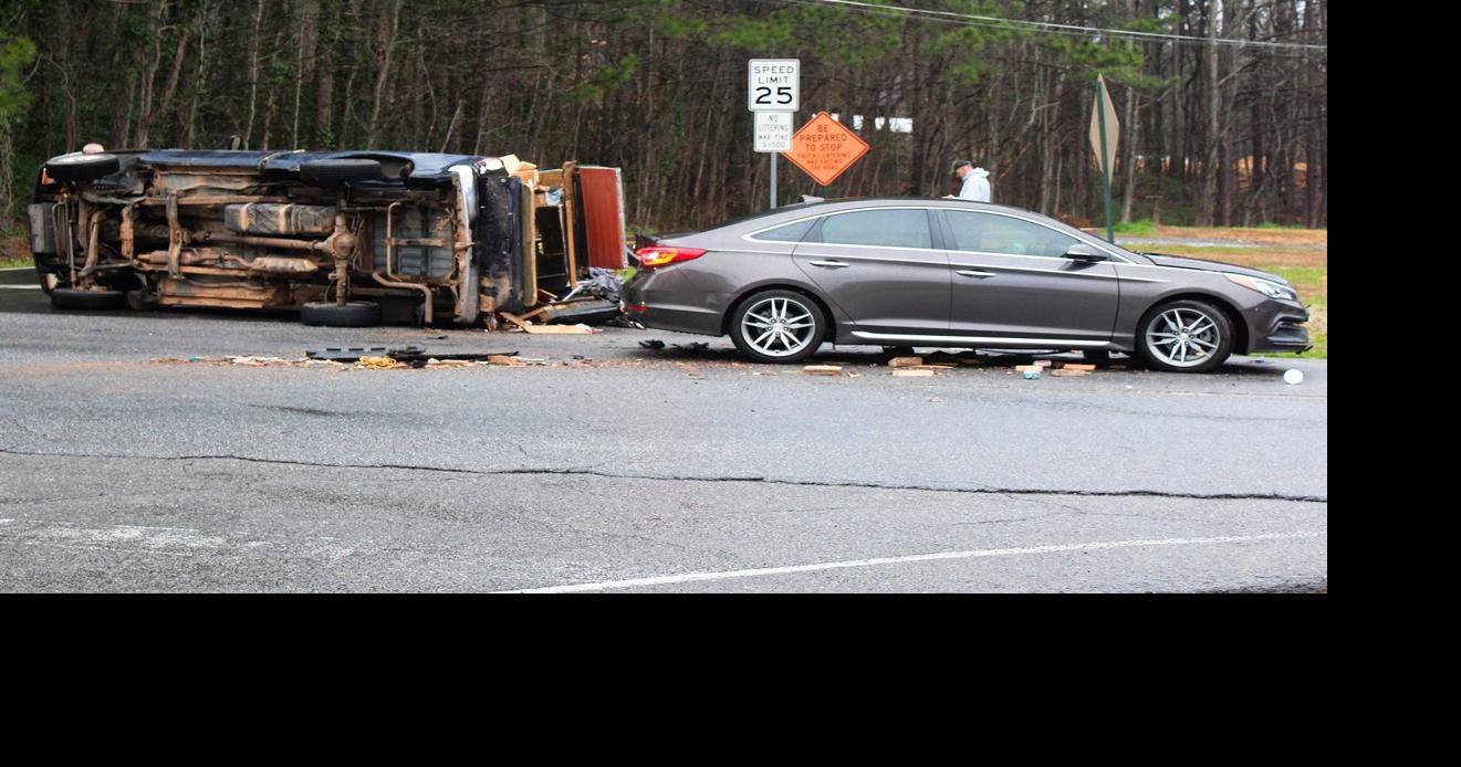 Traffic crash blocks portion of Univeter Road Local News
