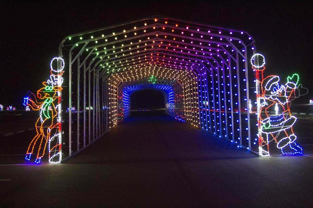 Holiday light show opens at Veterans Park Cherokee LedgerNews