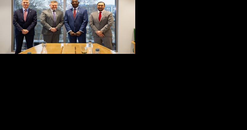 Rowley leads energy talk with BP in London - Vimarsana News
