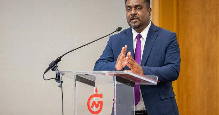 Ramdeen slams Bharath over Moody’s criticism