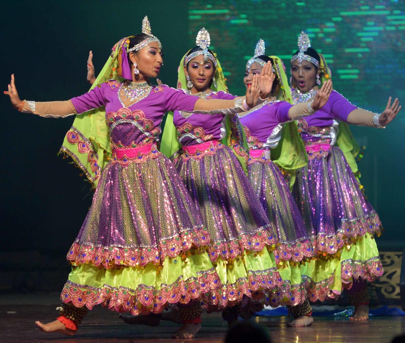 East Indian Culture Shine At Divali Nagar
