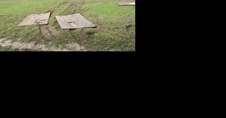 Wet fete leaves muddy mess at Skinner Park - Vimarsana News