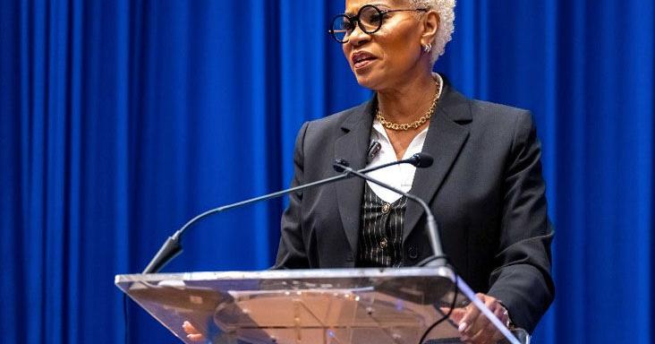 325 Studenten profitieren