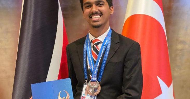 Naps student wins bronze