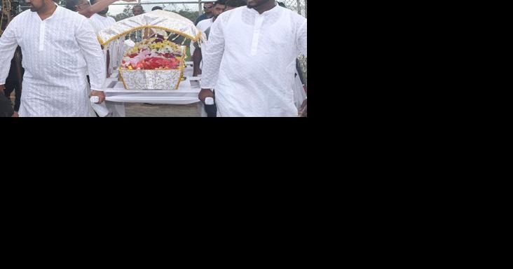 Holass 'sings' at own funeral | Local News | trinidadexpress.com - Vimarsana News