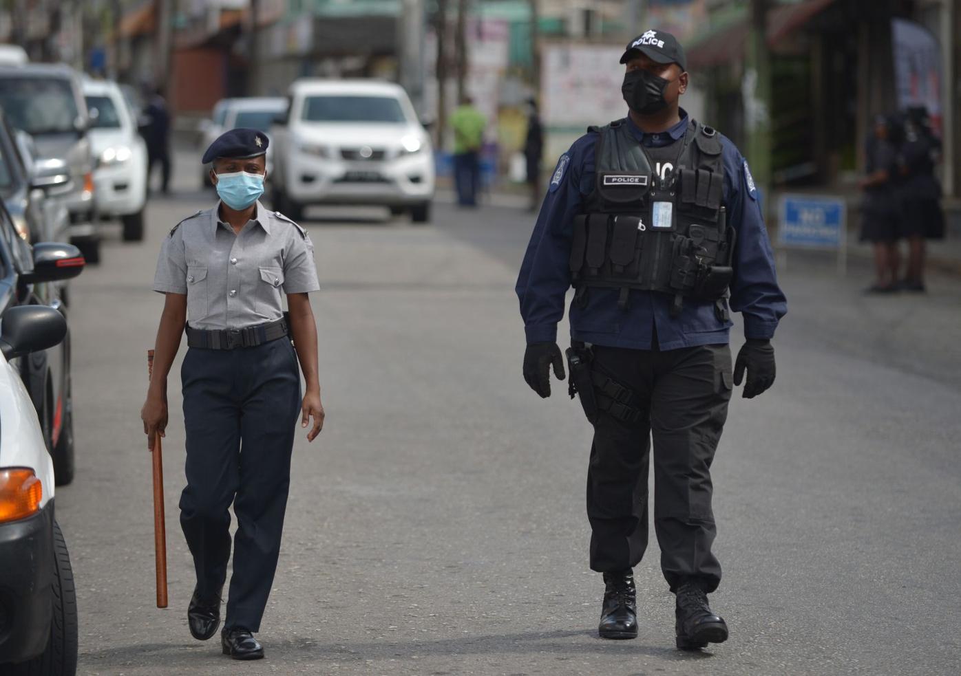 picture Pictures Of Trinidad And Tobago Police Officers police officers were in covid quarantine