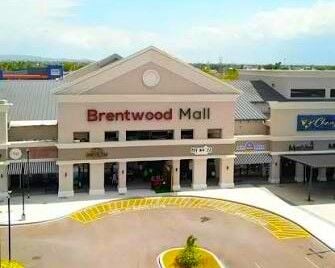 Free medical and legal clinic at Brentwood Mall on Saturday