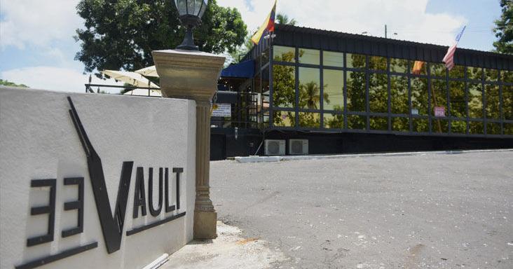 En el sótano… | trabajo local En el sótano… | trabajo local