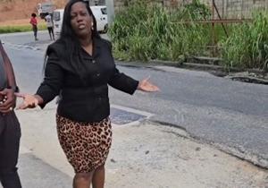 Mayor’s pothole plea