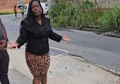 Mayor’s pothole plea