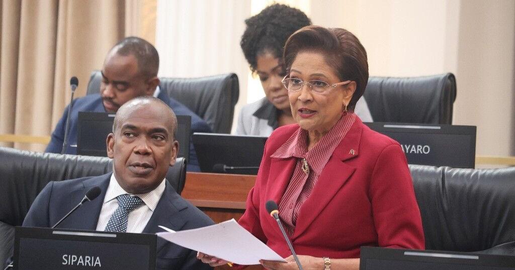 Opposition members lend support to Govt