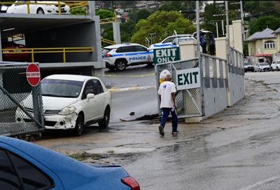 Guards shoot man dead at Long Circular Mall