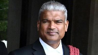 Ramlogan: give back US visa