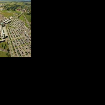 TT airspace open despite FAA flight bans