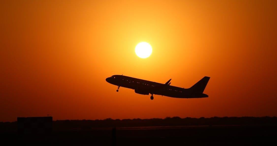 US expands travel restrictions to Antigua, Dominica