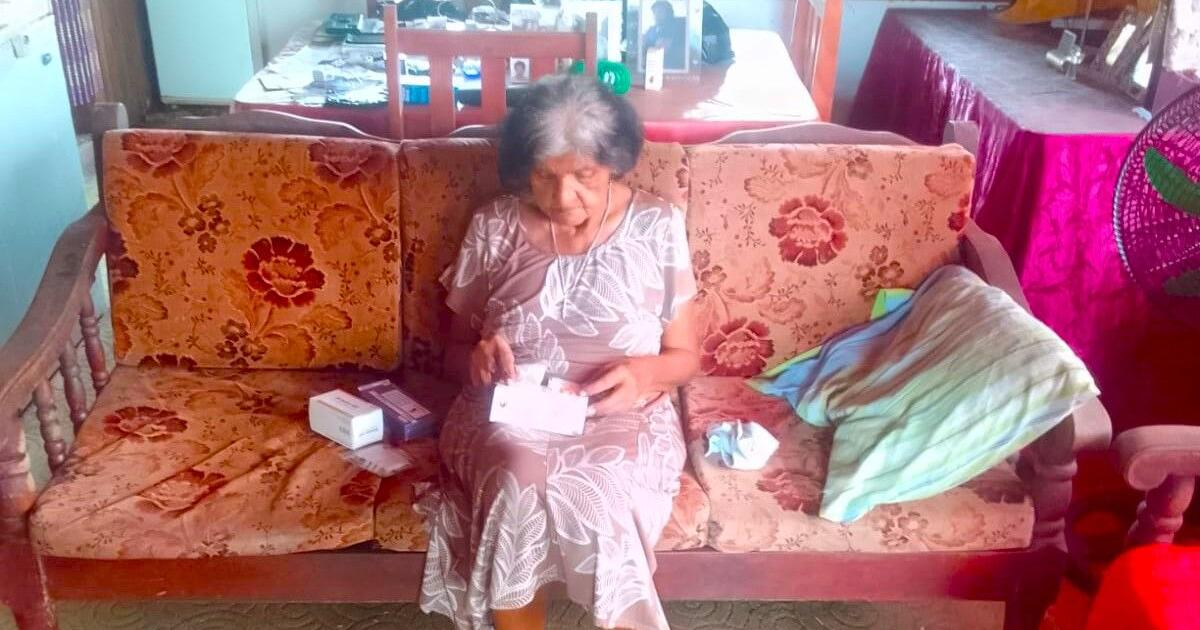 Sohn opfert alles, um sich um seine kranke Mutter zu kümmern