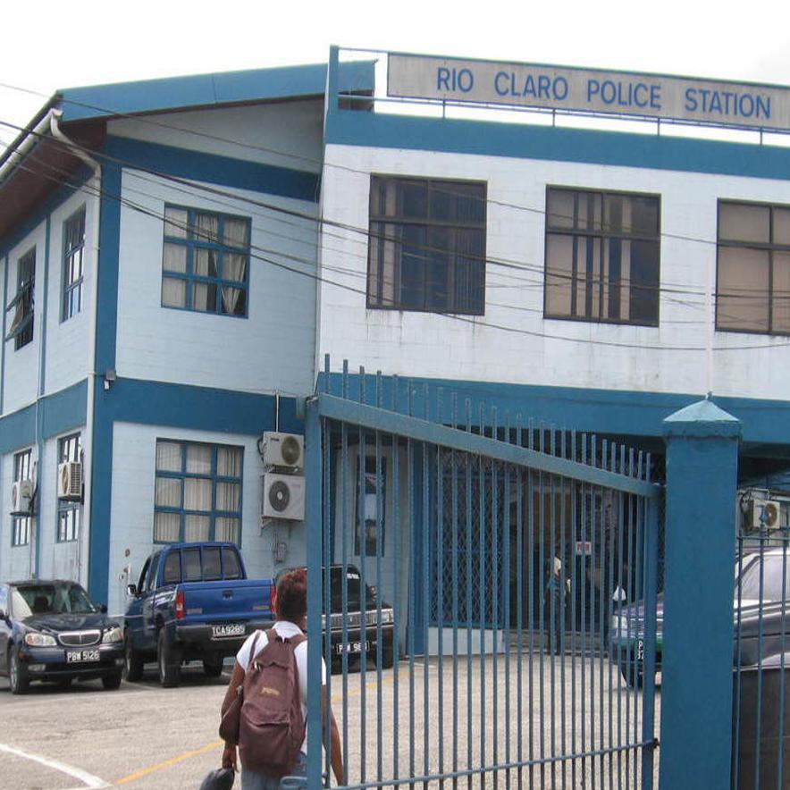 Earthquake Fallout A Court In The Police Station Local News