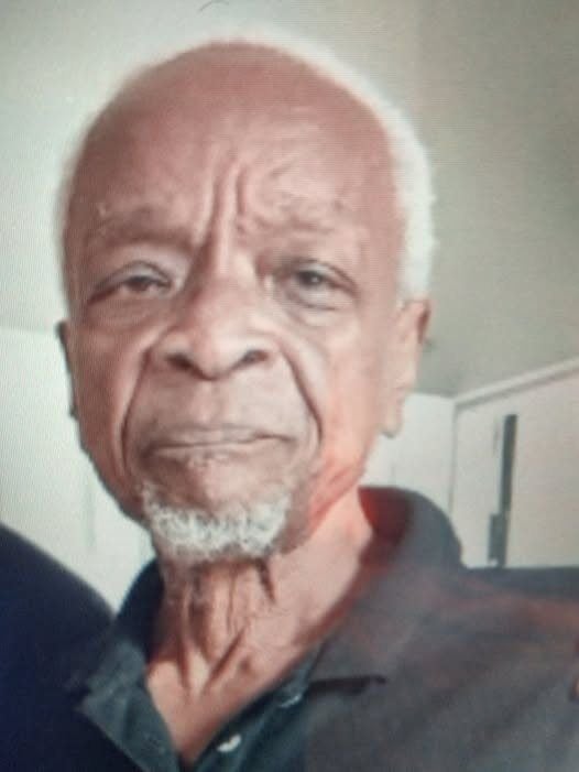 trinidadexpress.com - Verdel Bishop - Broadcasting giant' Eddison Carr dies