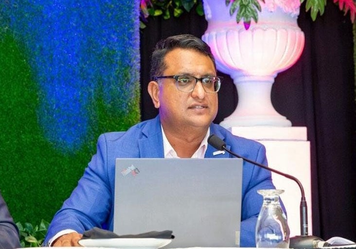 trinidadexpress.com - Customs launches debit card payment system