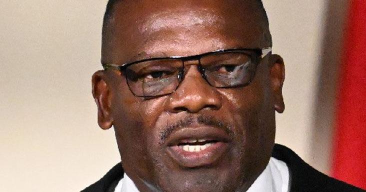Alexander defends keeping Sabga behind bars