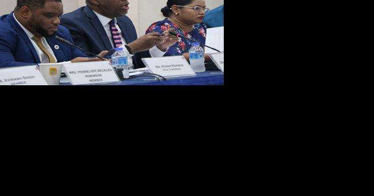 'Gaps' in public healthcare prompt patients to go abroad | Local News - Vimarsana News