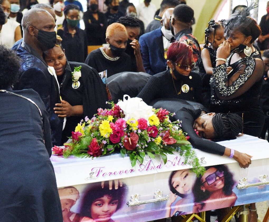 Aaliyah funeral open casket
