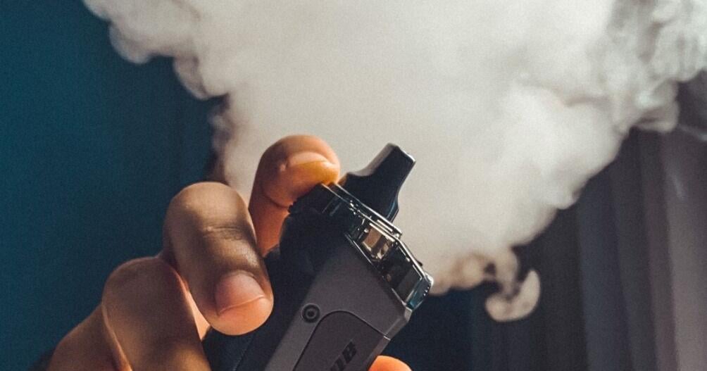 Vape owners call for industry regulation