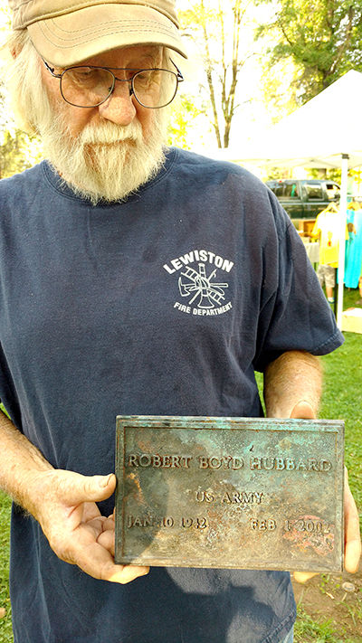 Plaque