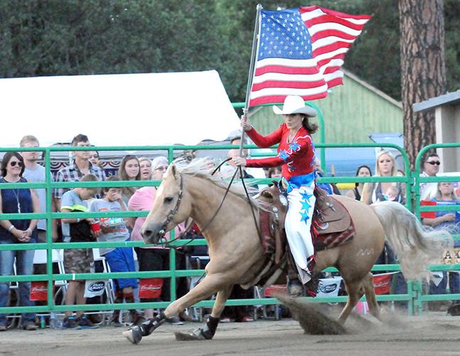 Bull riding 4th of July weekend | Multimedia | trinityjournal.com